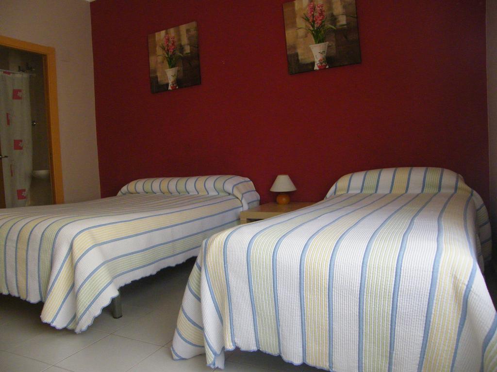Pension Corona Saragozza Esterno foto