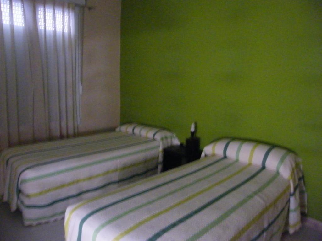 Pension Corona Saragozza Camera foto